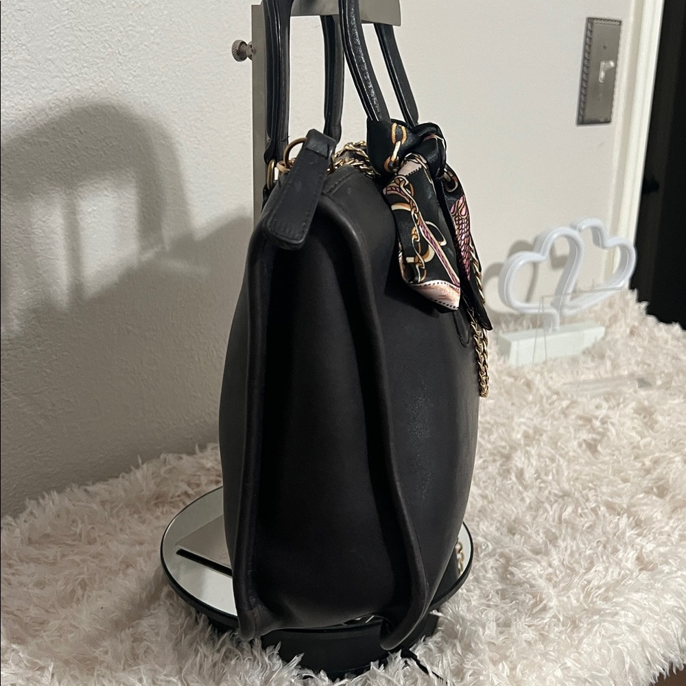 Vintage Coach New York Black Slim Satchel - Picture 4 of 17